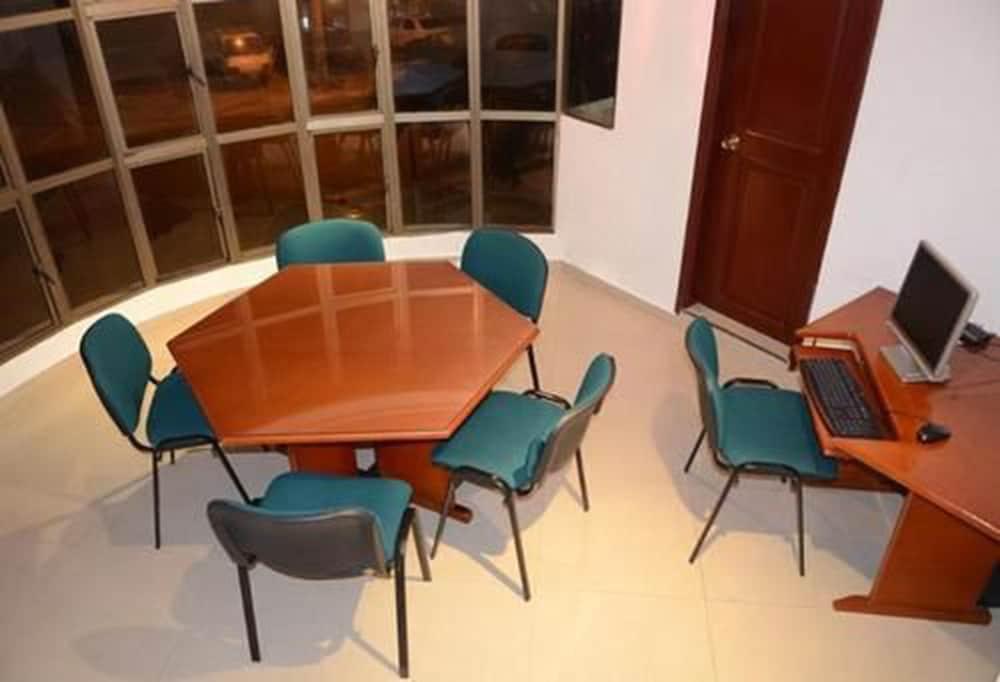 Hotel Intersuites بارانكويلا المظهر الخارجي الصورة